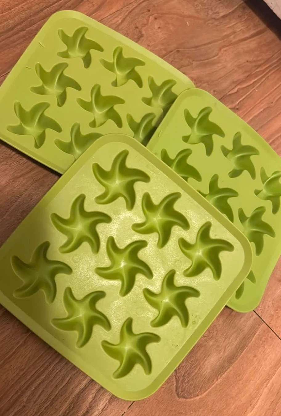 Baking Molds - Silicone Muffin & Starfish - photo 2