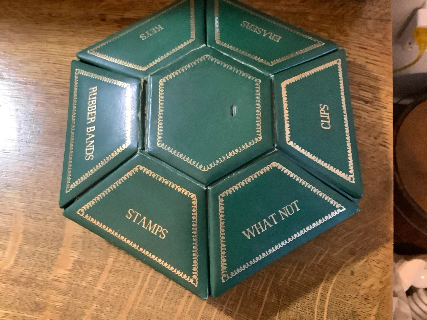 Vt/MCM Green Leather Hexagonal Rotating Desk Organizer 🐞