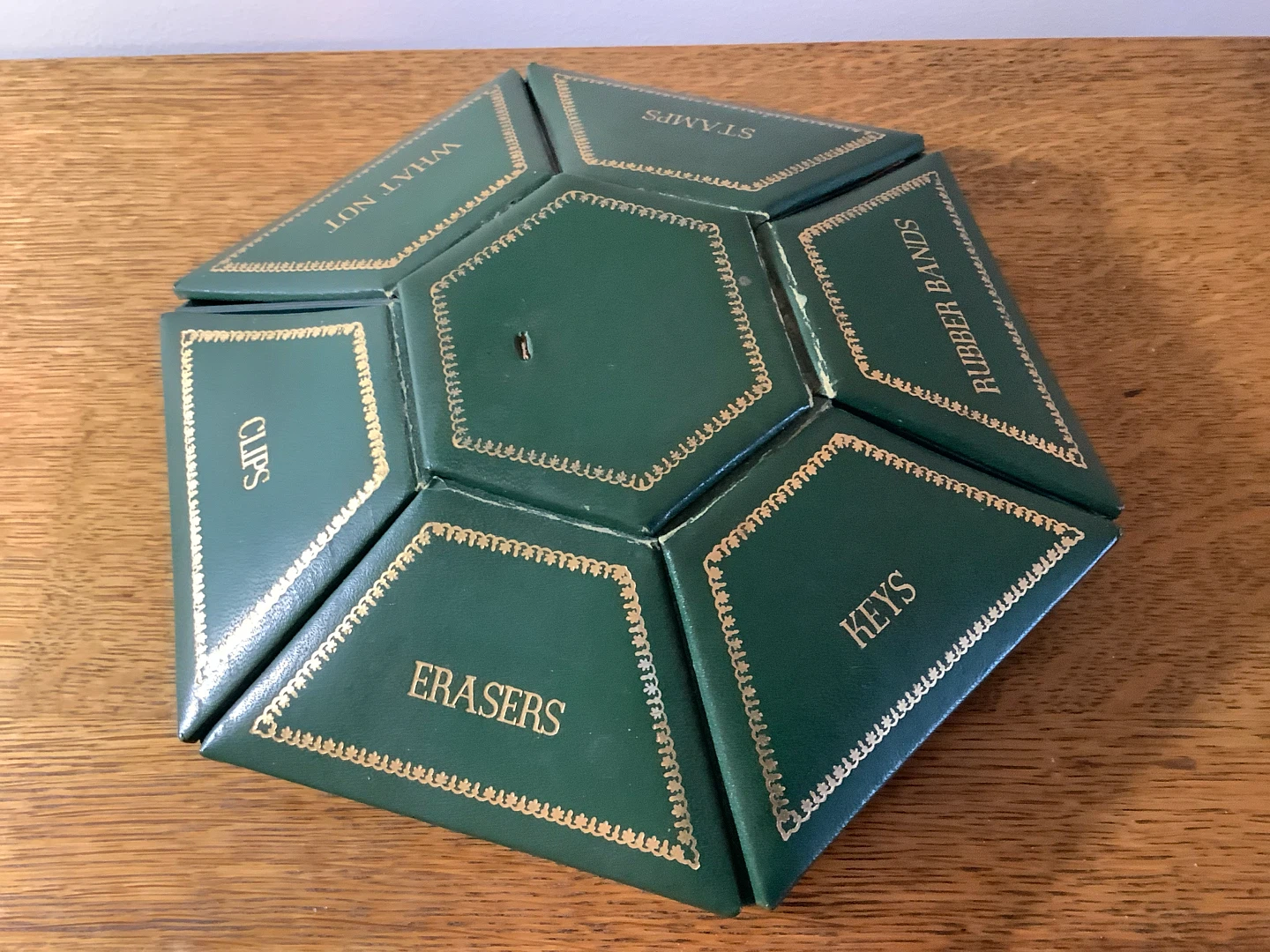 Vt/MCM Green Leather Hexagonal Rotating Desk Organizer 🐞 - photo 3