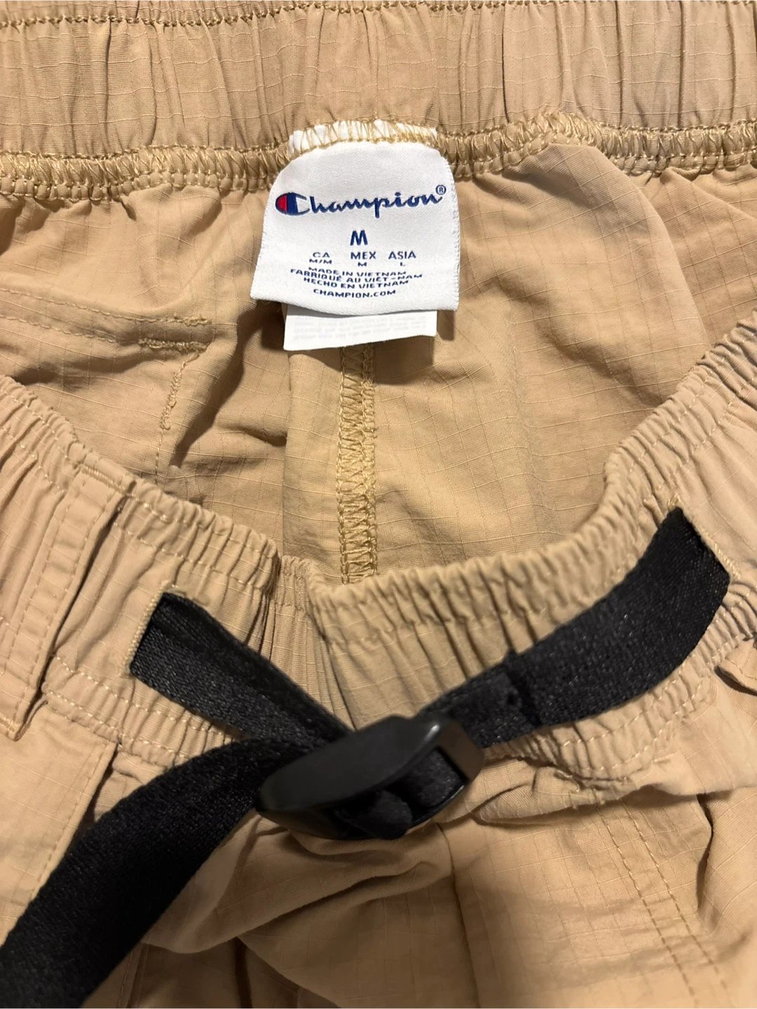 Champion Cargo Shorts - Tan - Size M - photo 4