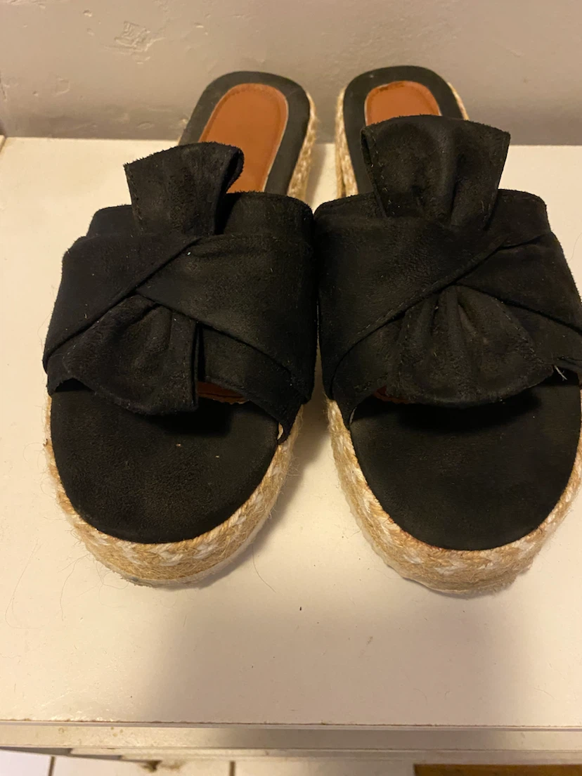 Black Bow Sandals size 9