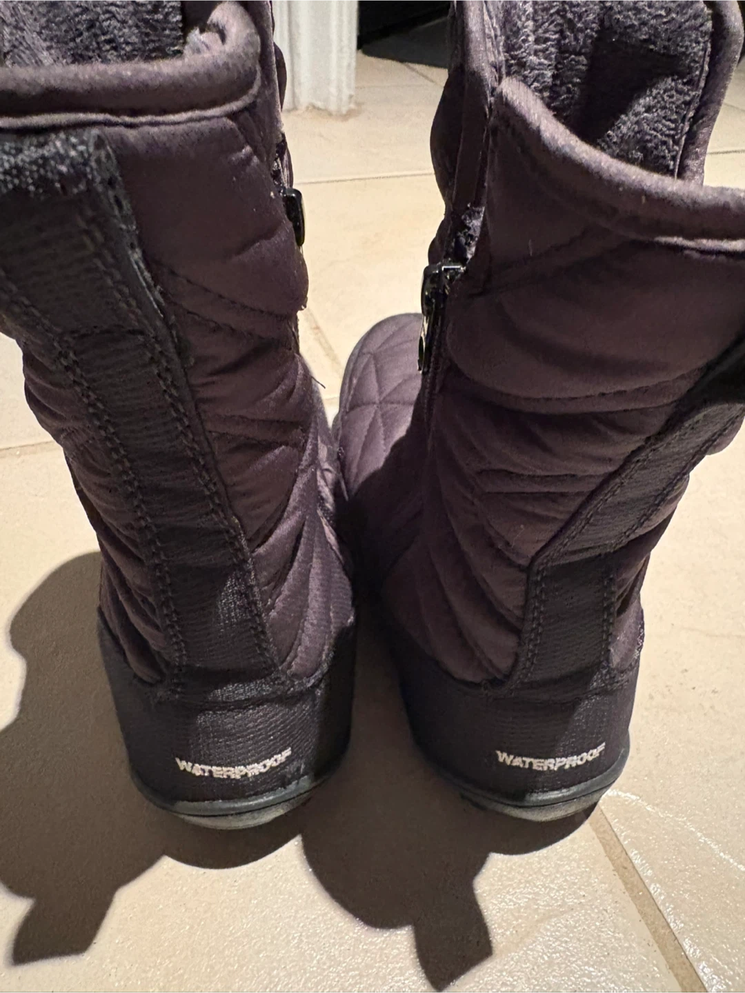 Kids Winter Boots Size 3 - photo 4
