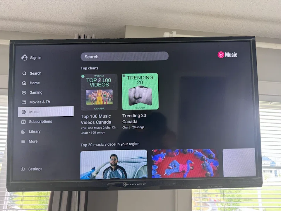 Element 32-inch Smart LED HD Television - photo 2