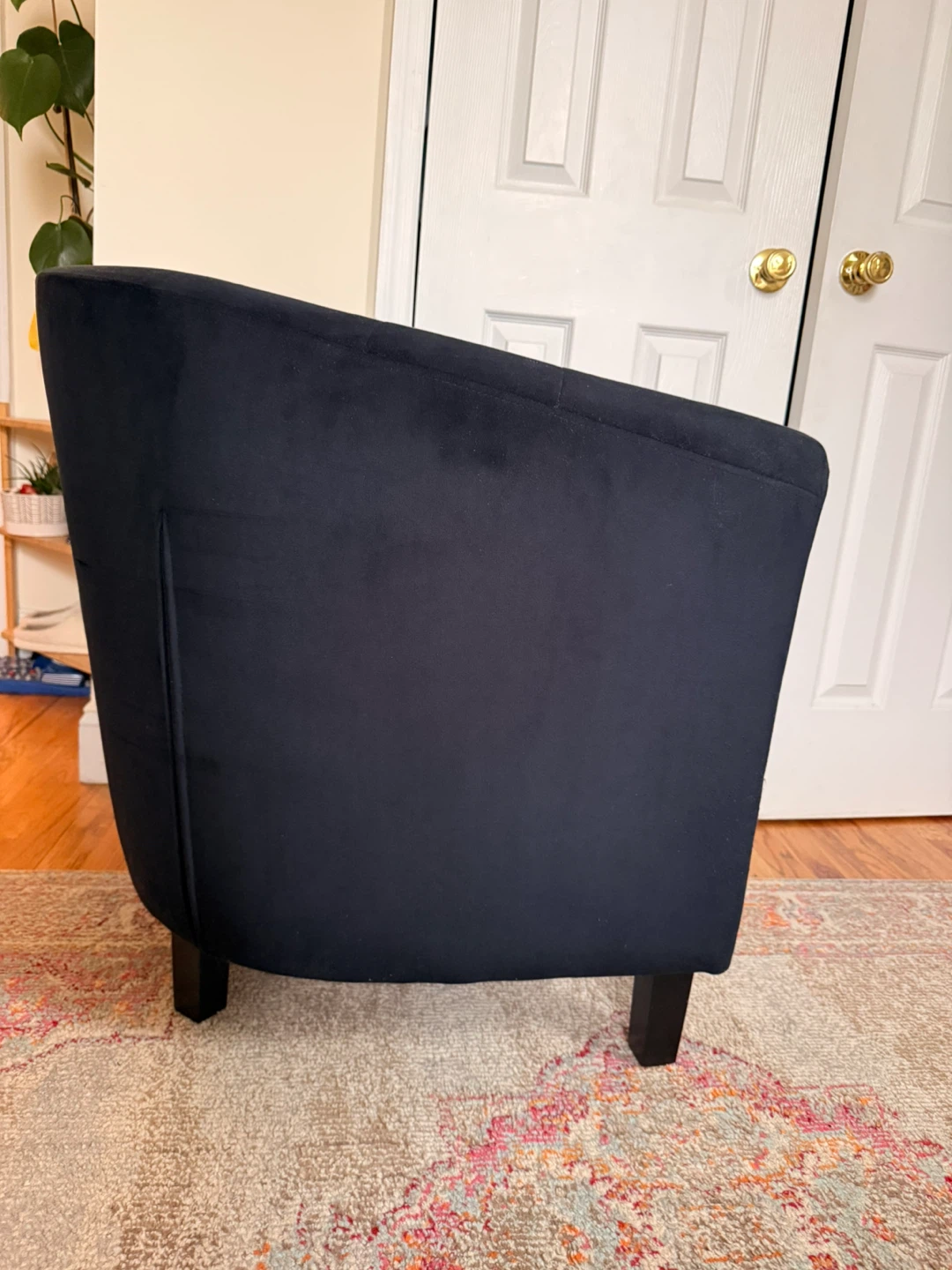 Dark blue/charcoal Velvet Tub Chair (burn mark) - photo 4