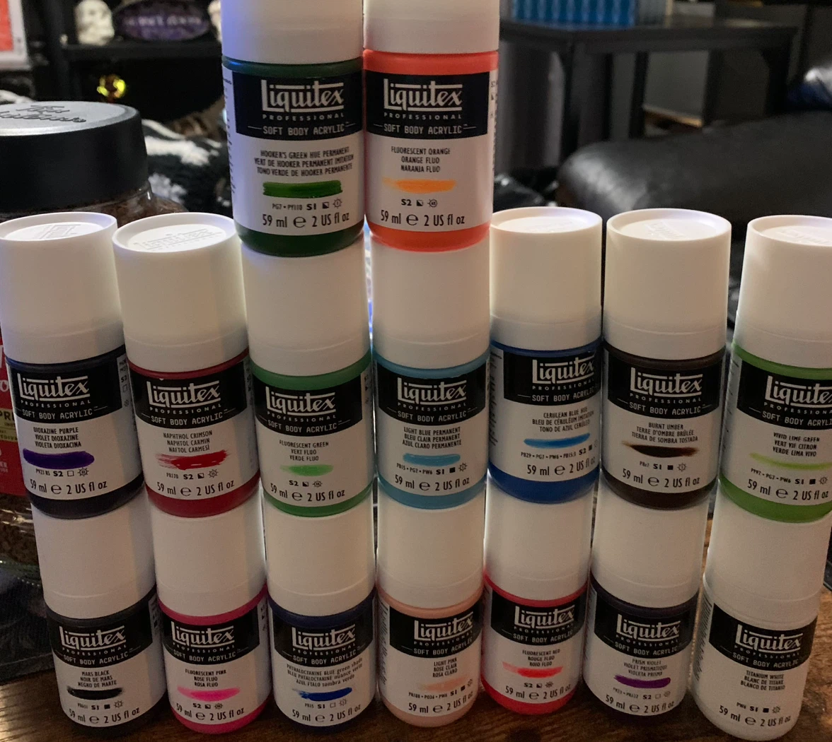 Liquitex® Professional Soft Body Acrylic Bottles 2oz. Lot of 16