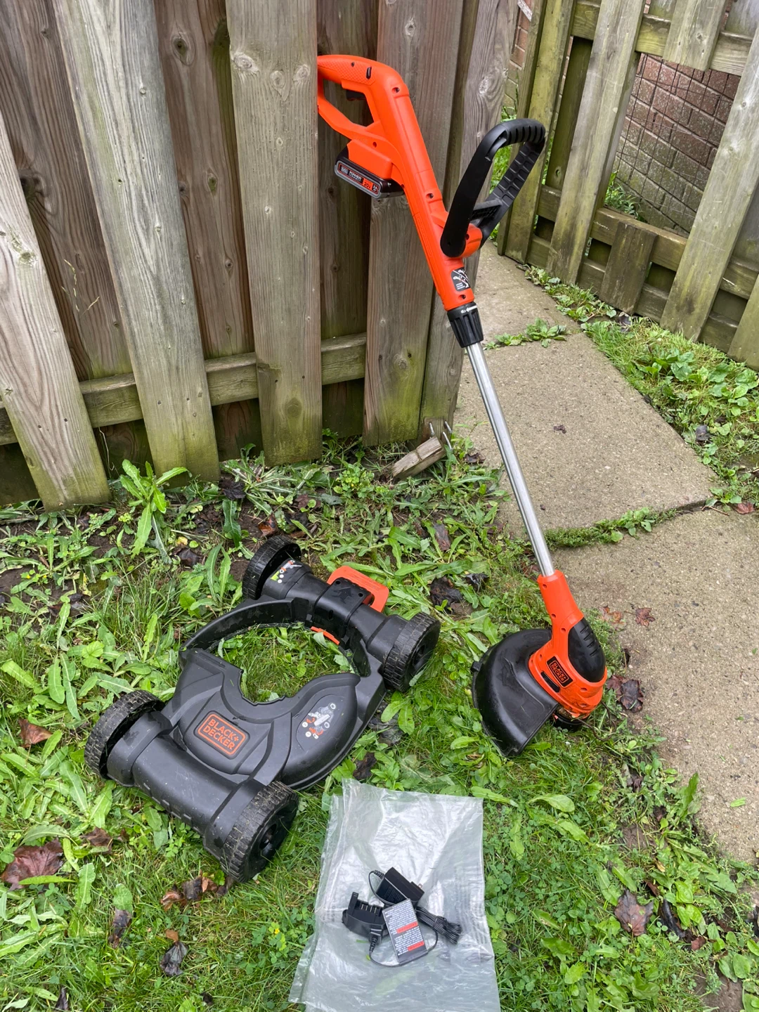 Lawn Edger Lawn Mower with 2Ah one Battery, Charger