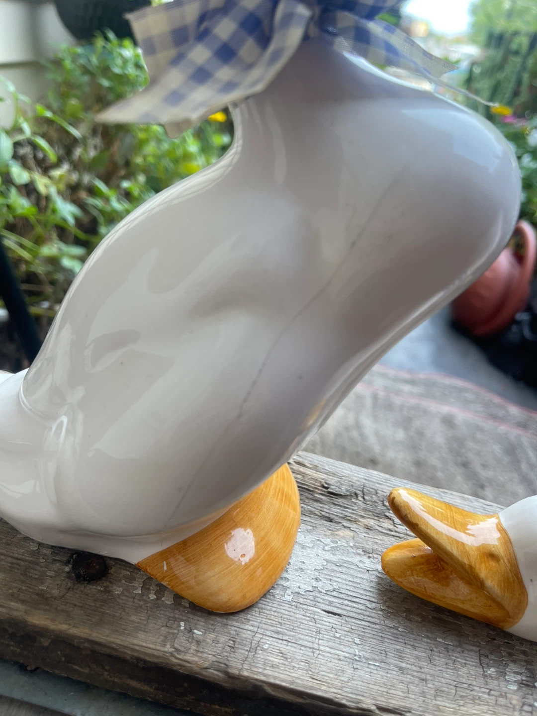 Ceramic Duck Figurines with Ribbon Details - photo 4