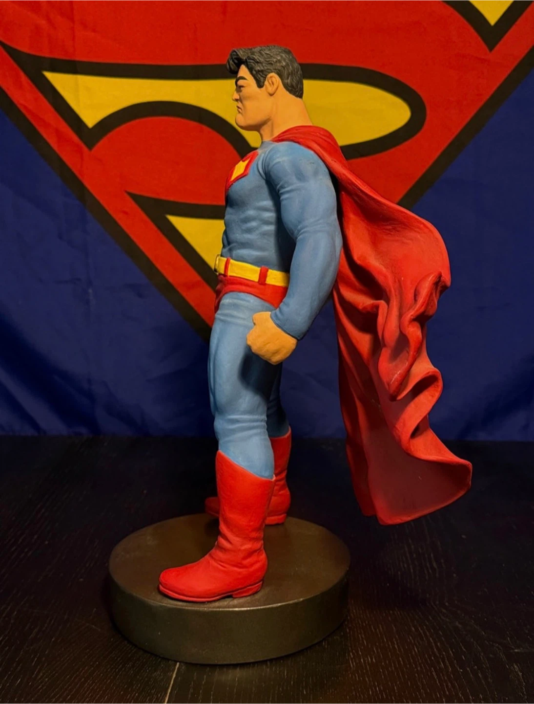 Superman Statue - photo 2