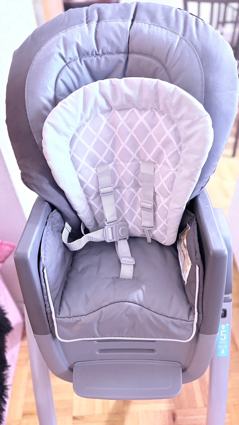 Graco High Chair - photo 2