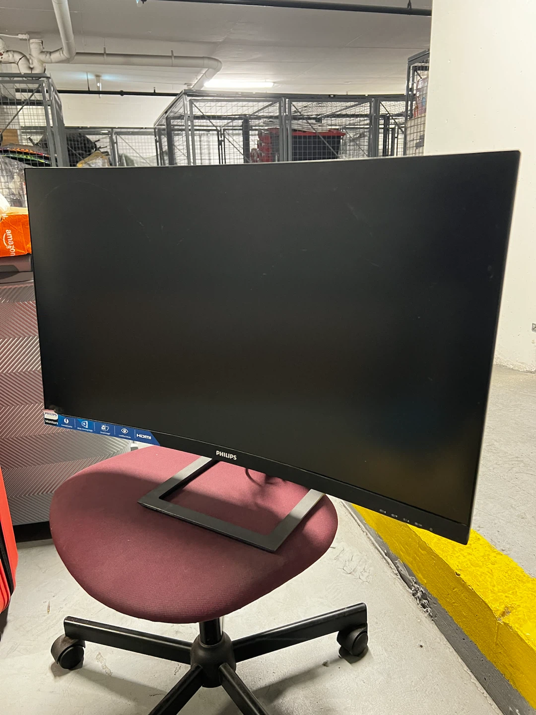 Philips 27-inch Curved Monitor - photo 2