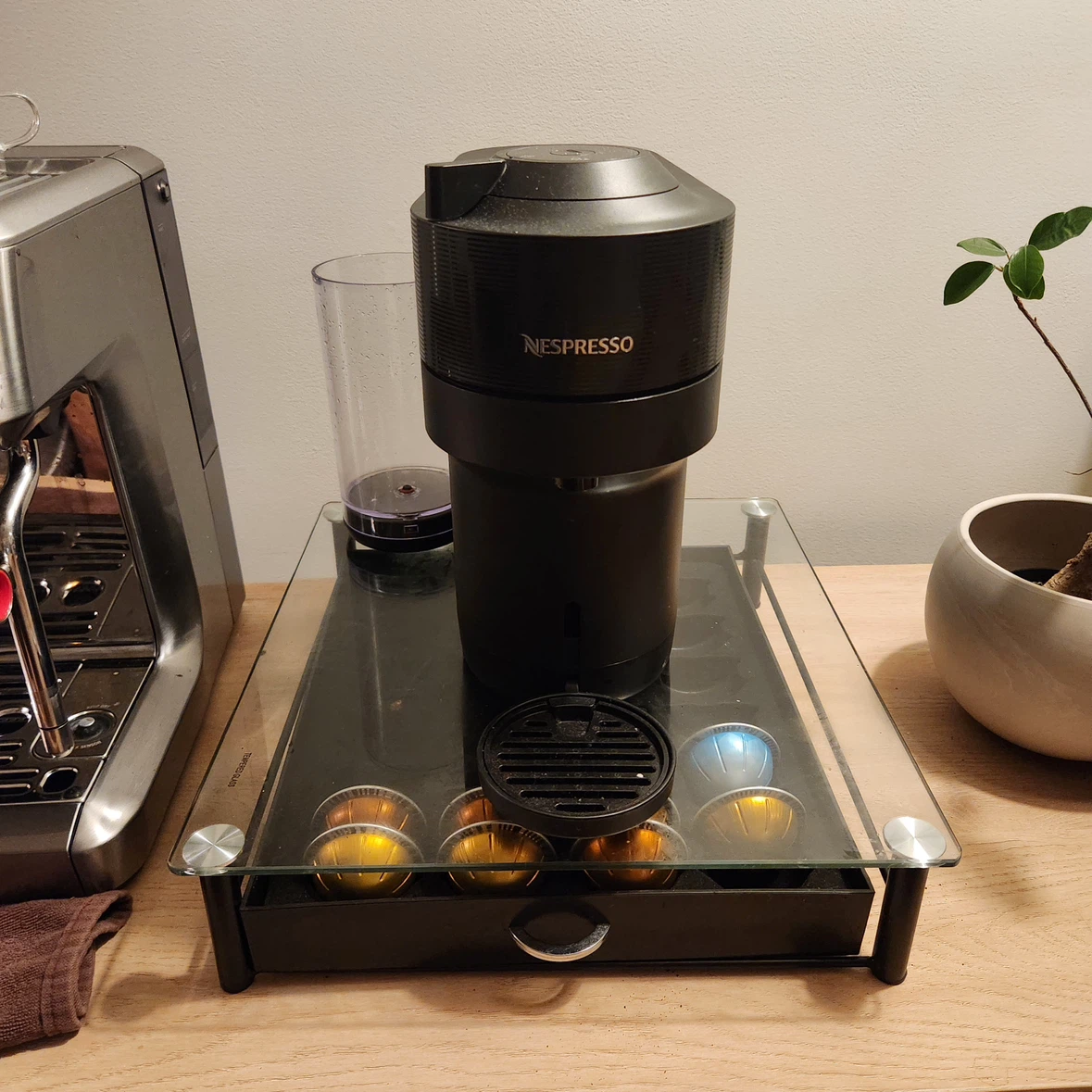 Nespresso Vertuo Next Coffee Machine - photo 2