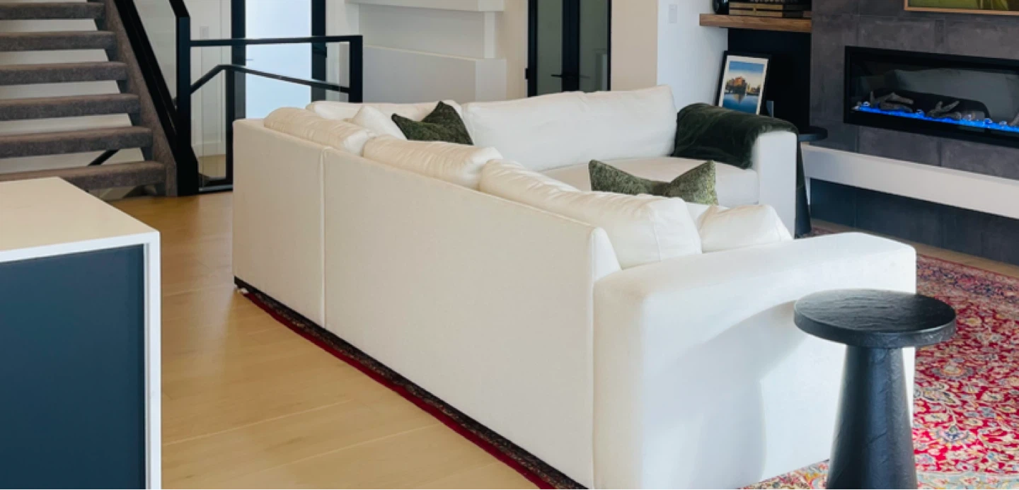 White Sectional Sofa - photo 2