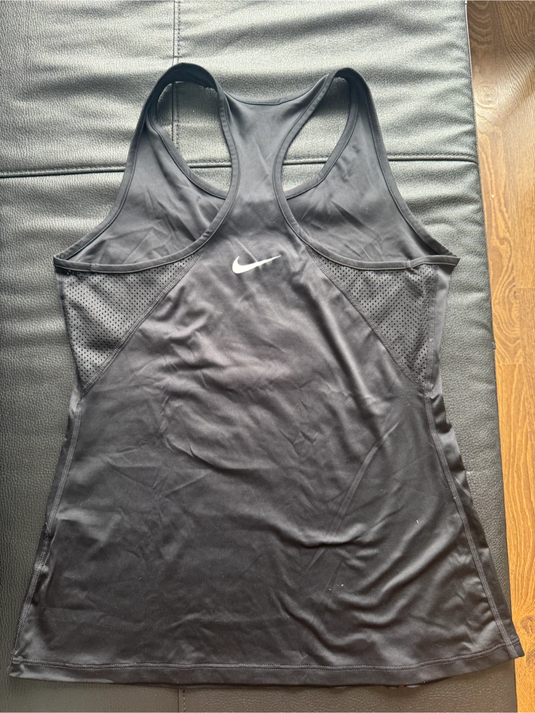 Nike Women’s Dri Fit Tank - M