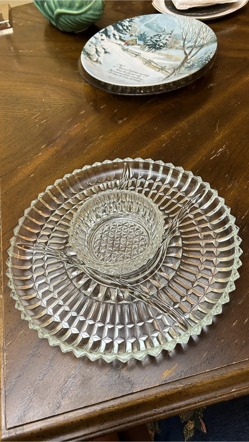 Clear Glass 3-Section Chip and Dip Platter with Center Bowl