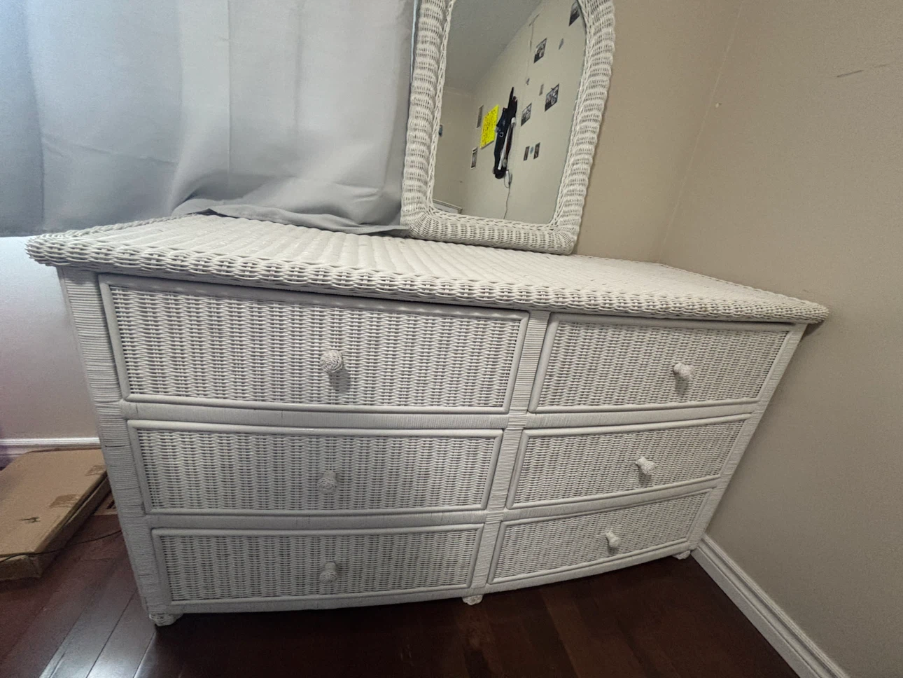 White Wicker Bedroom Set