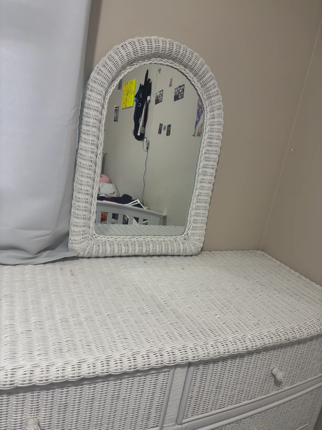 White Wicker Bedroom Set - photo 2