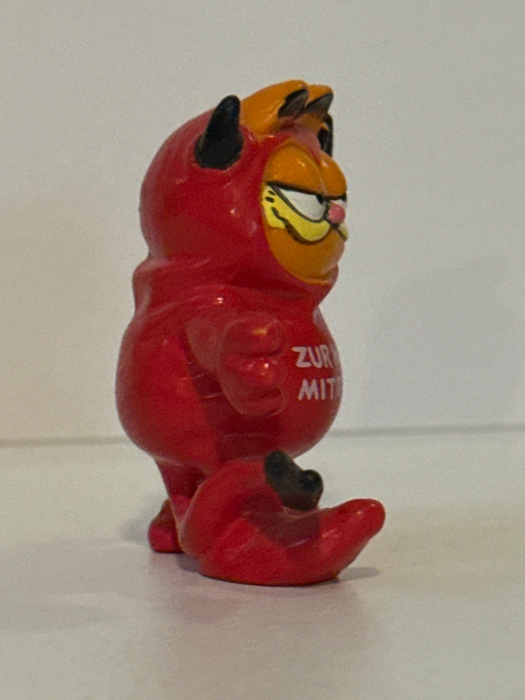 Bullyland Garfield Devil Figure - photo 2