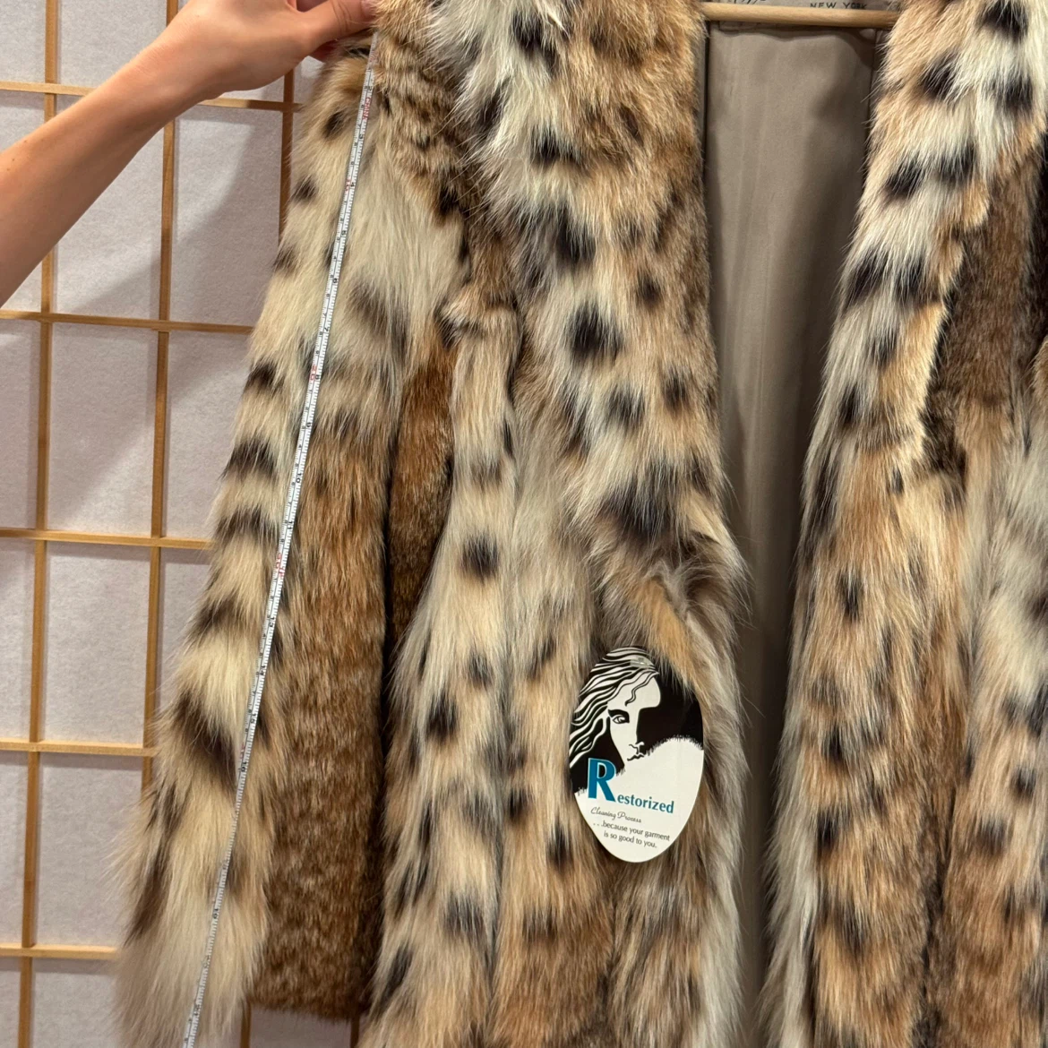 Vintage Peter Duffy Full Length REAL Fur Coat - photo 5