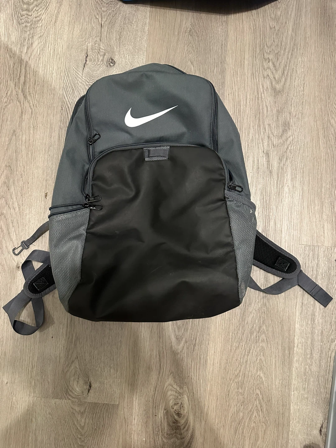 Nike Gray & Black Backpack – Clean Condition