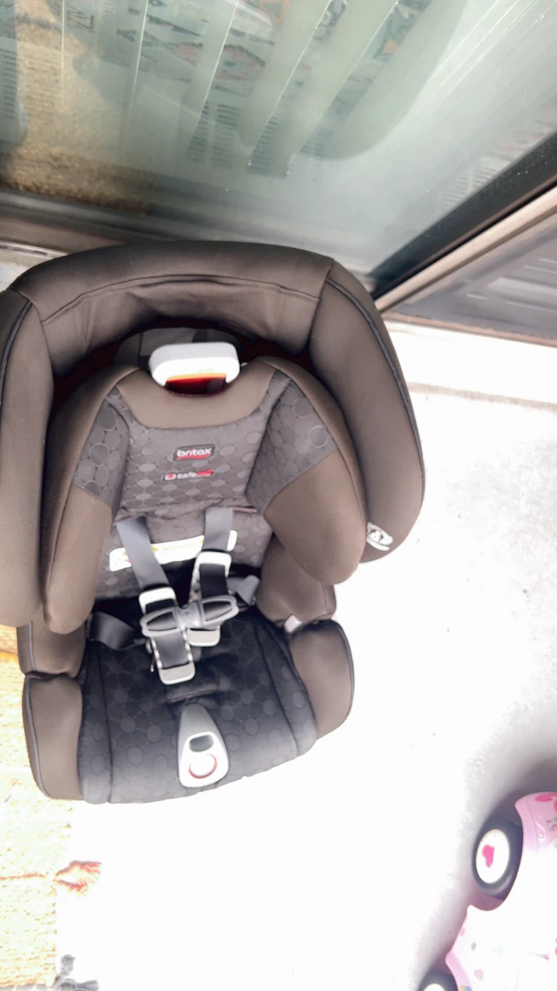 Britax Boulevard ClickTight Convertible Car Seat - Circa - photo 4