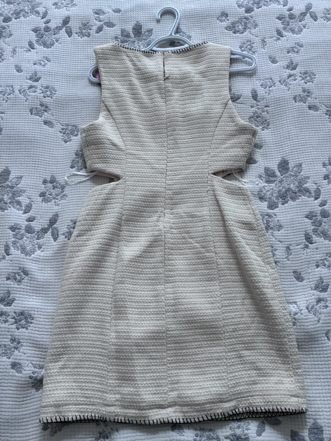 7 For All Mankind Cut-Out Dress Size Small - photo 3