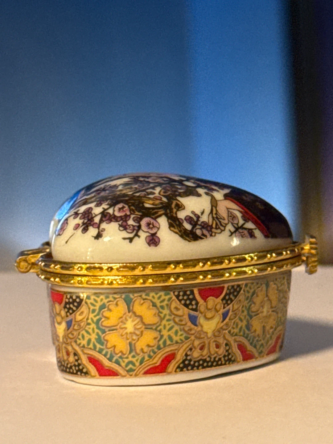 Heart-Shaped Decorative Trinket Box - photo 2