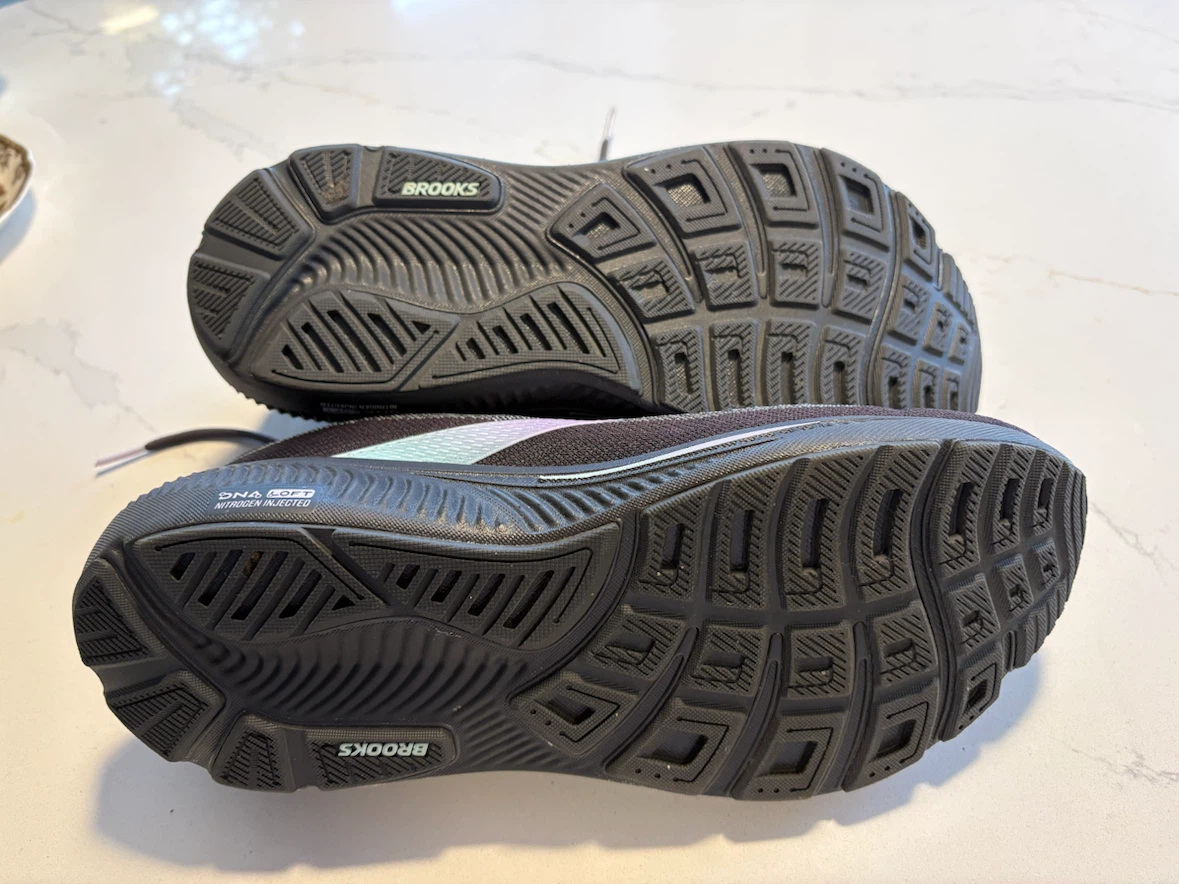 Brand new brooks ghost 17 shoes, women’s size 10.5 - photo 4