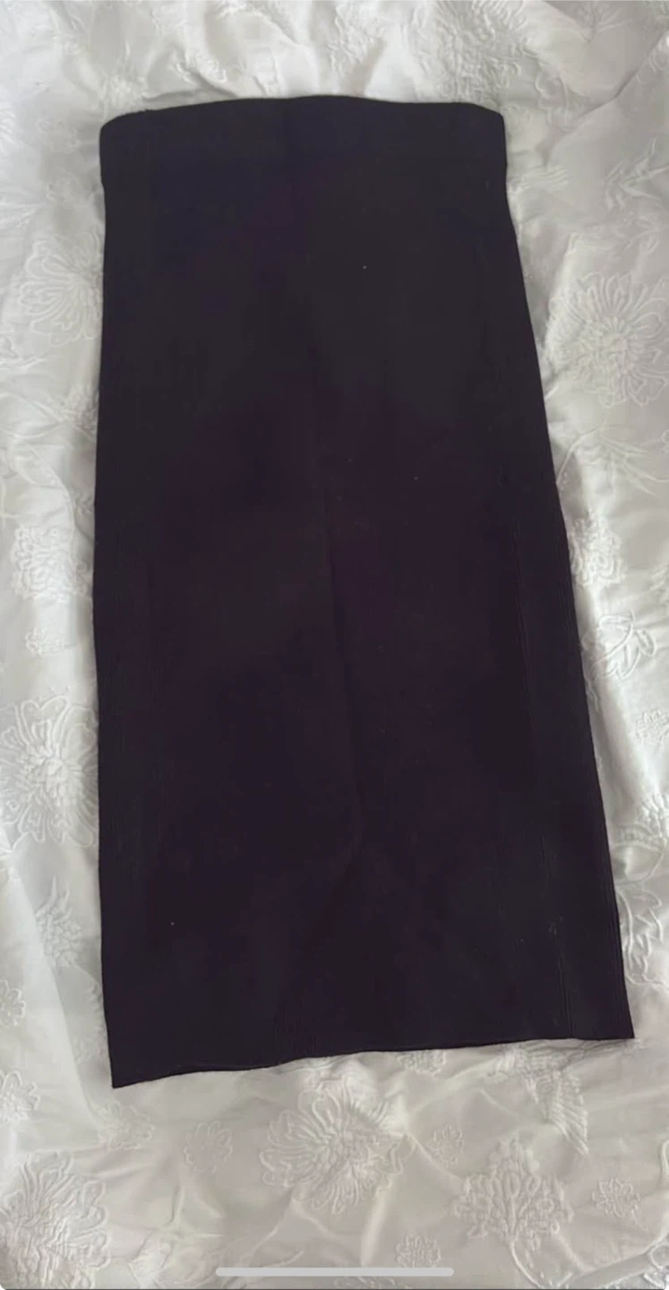 Black Ribbed Midi Skirt