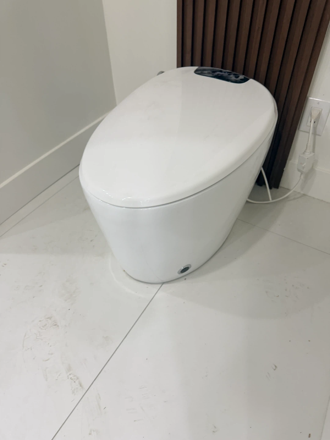 Smart Toilet BRAND NEW - photo 3