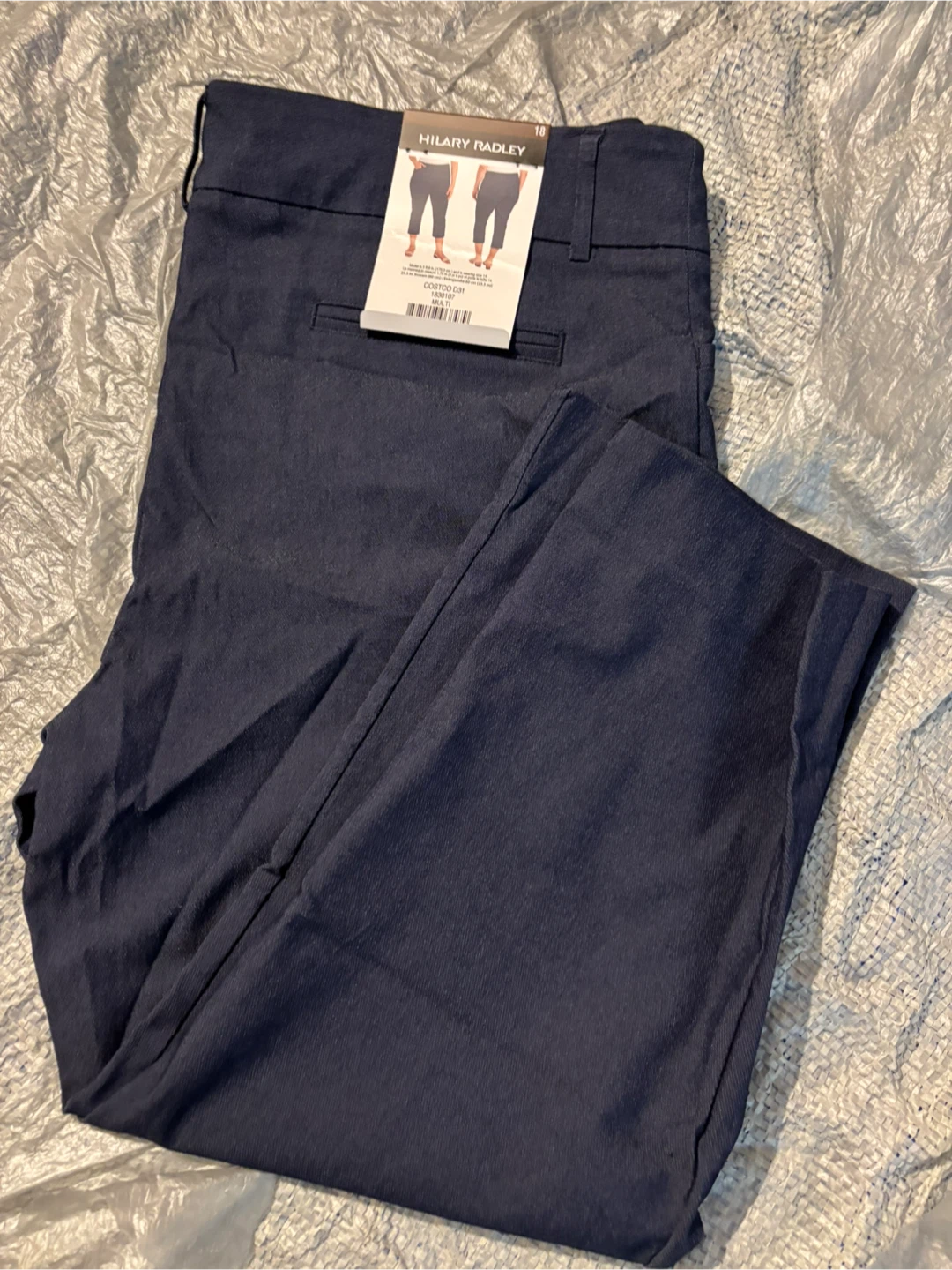 Hilary Radley Women's Navy Capris Size 18