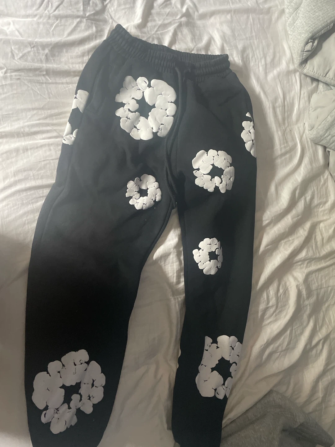 Denim Tears African Diaspora Goods Black Sweatpants - photo 2