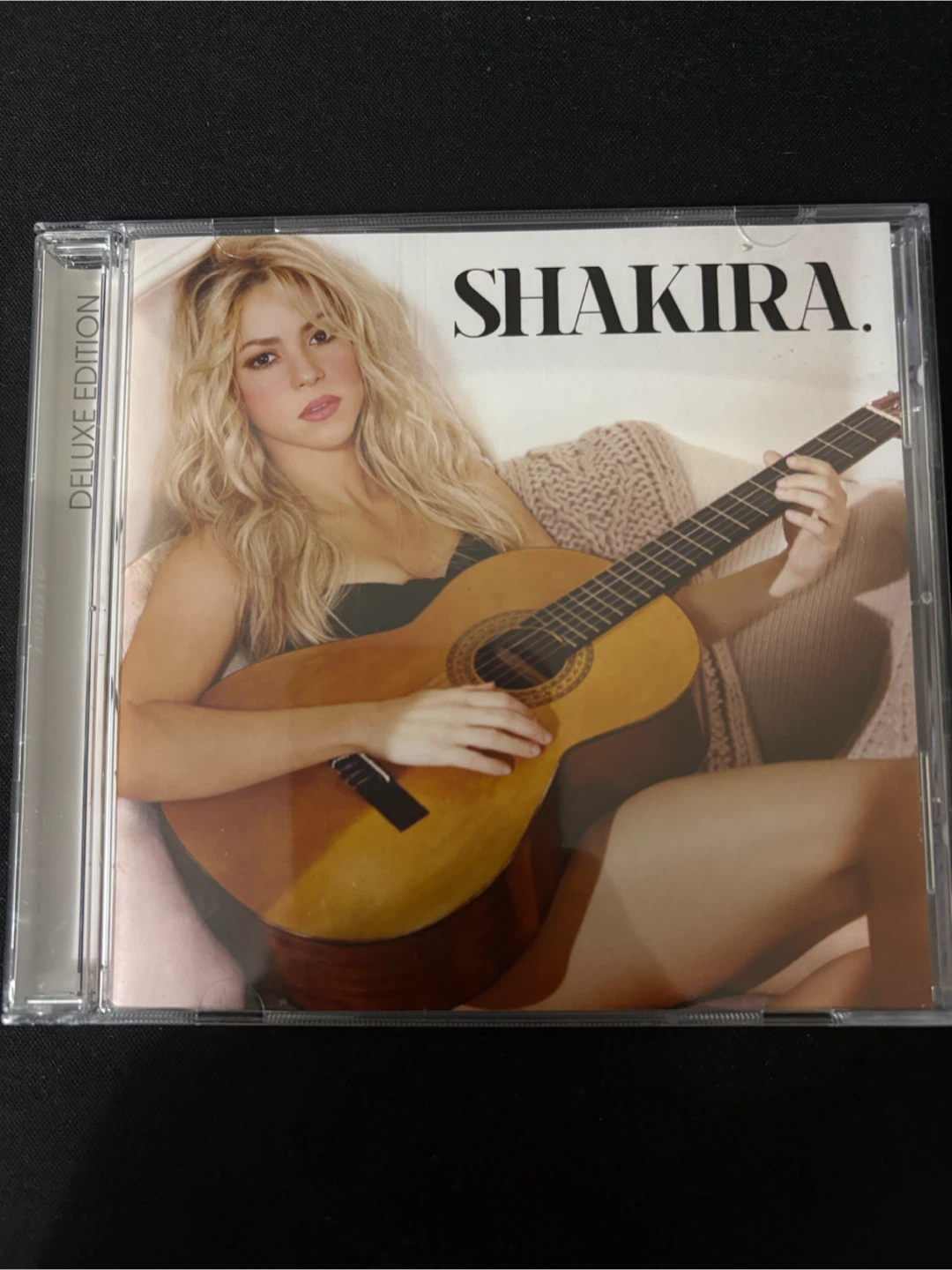 deluxe edition cd of shakira's 2014