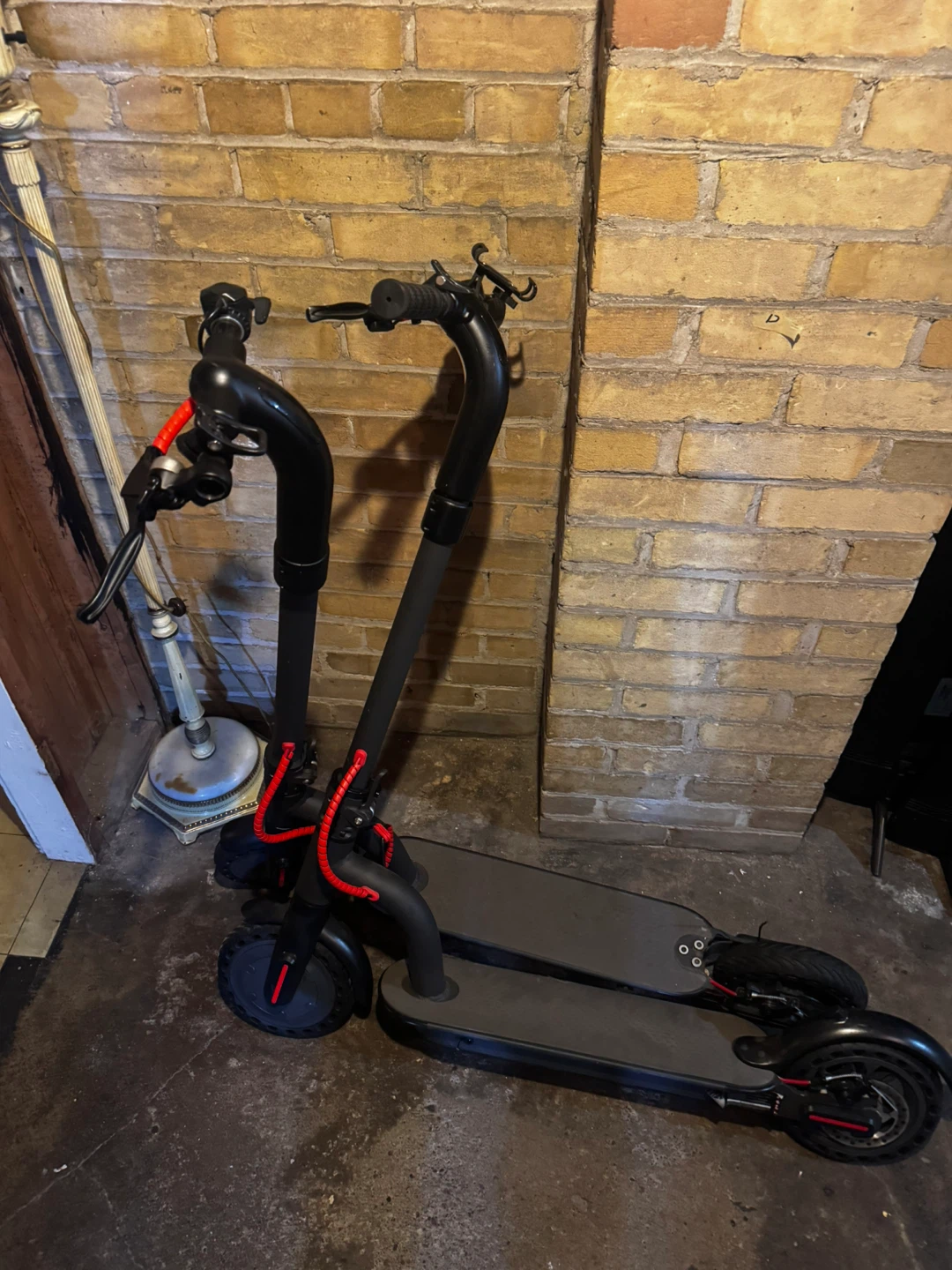 XPRIT FS-02 Scooter FOR PARTS OR REPAIR