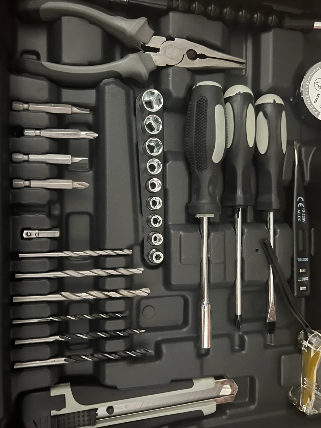 21V Cordless Drill Driver Kit - photo 2