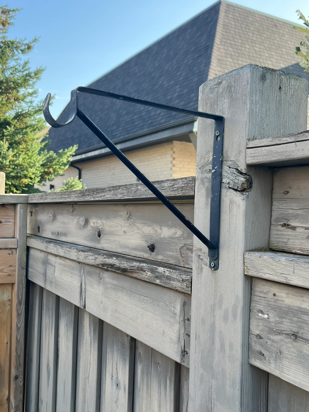 Black Metal Hanging Basket Bracket