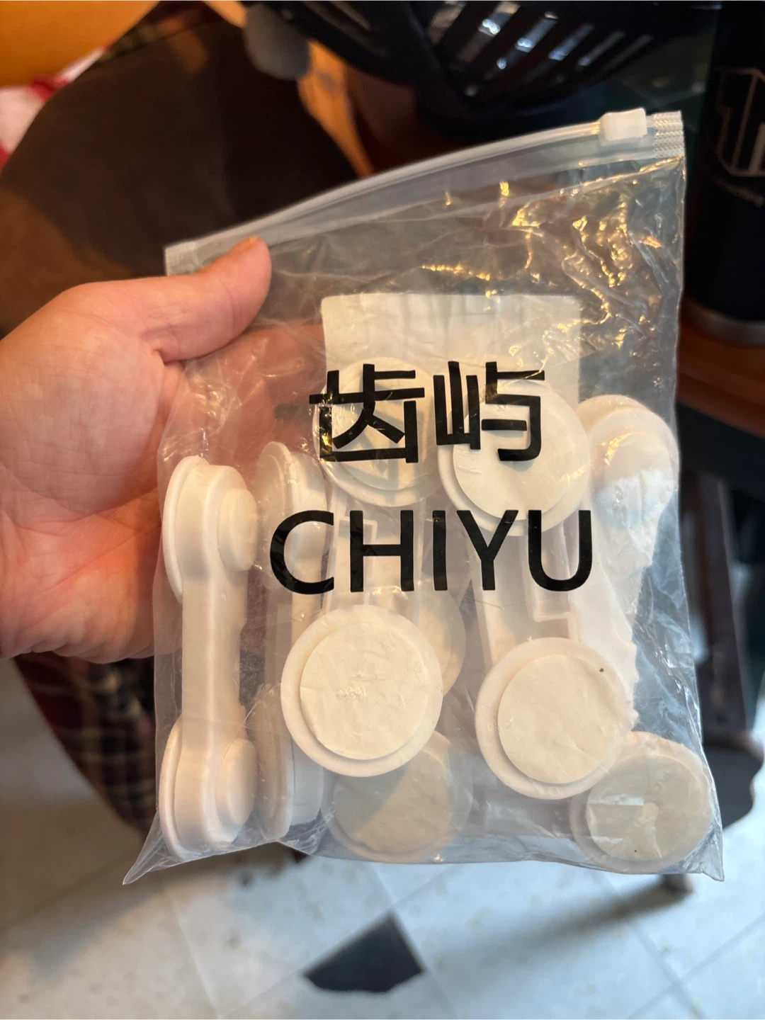 CHIYU White Plastic Cabinet Safety Locks