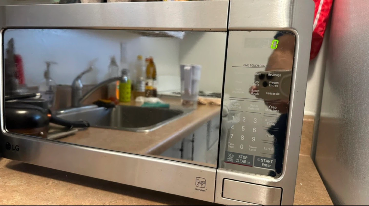 LG Microwave with EasyClean
