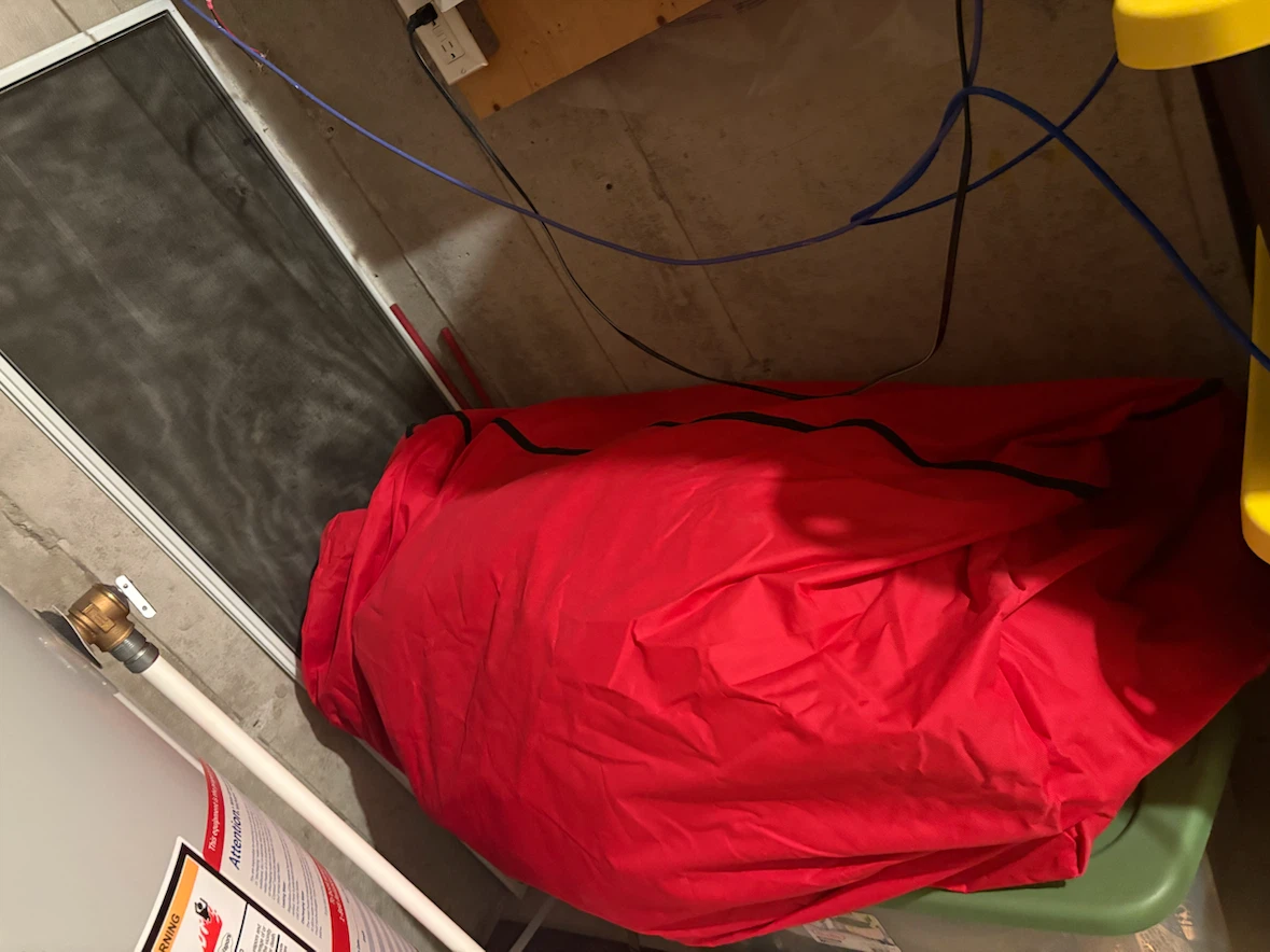 7.5 ft Pre-Lit Christmas Tree + Storage Bag - photo 2