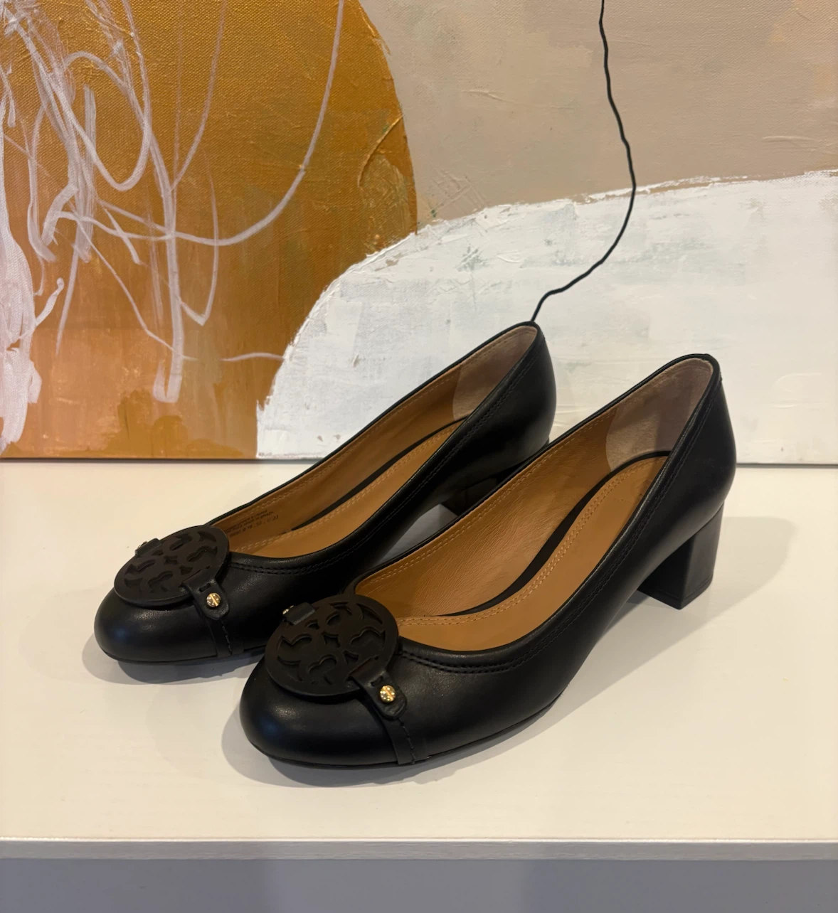 Tory Burch Black Leather Pumps Size 8.5 NEW - photo 2