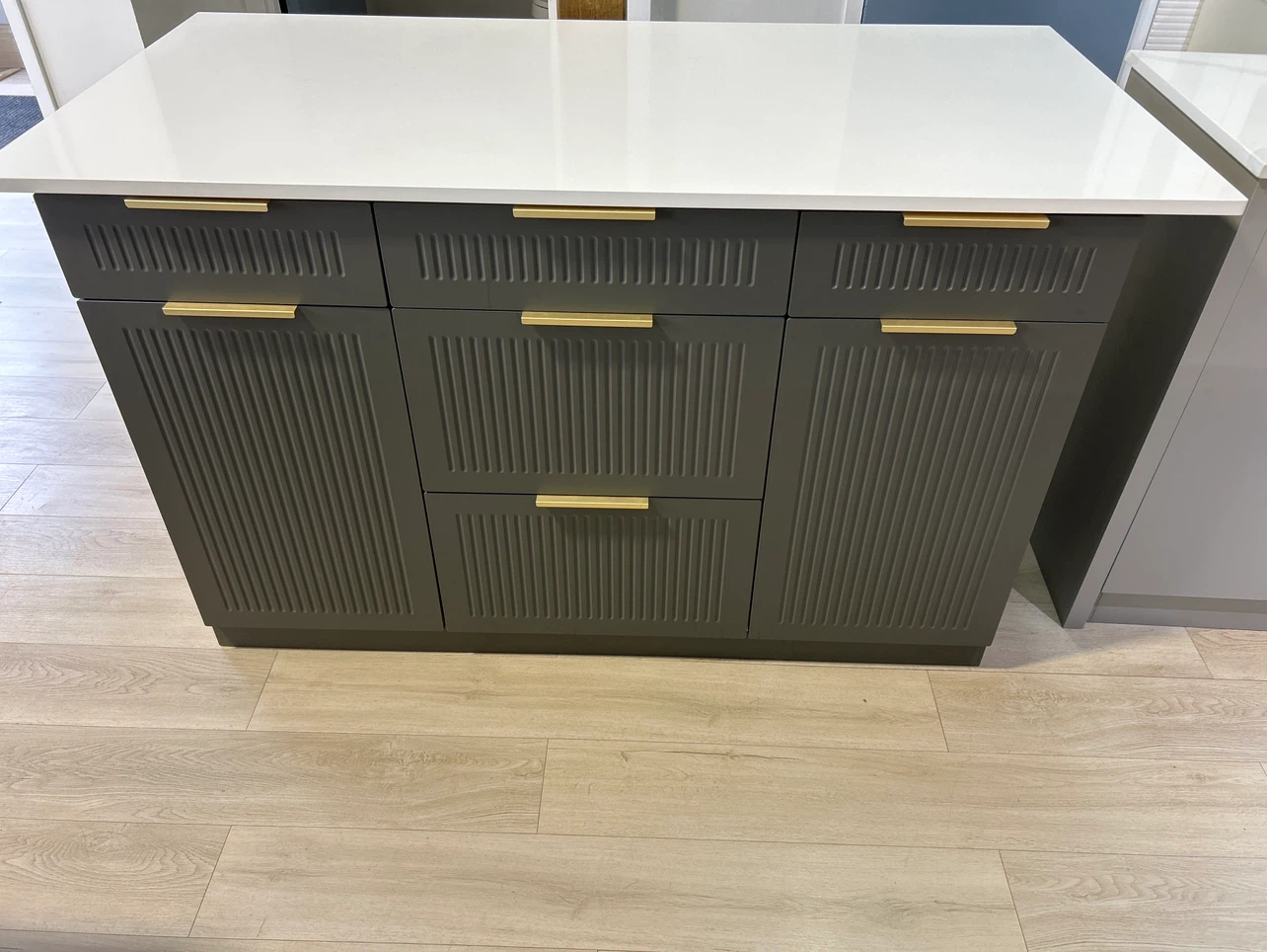 High Quality Custom Made kitchen islands for your space - photo 3