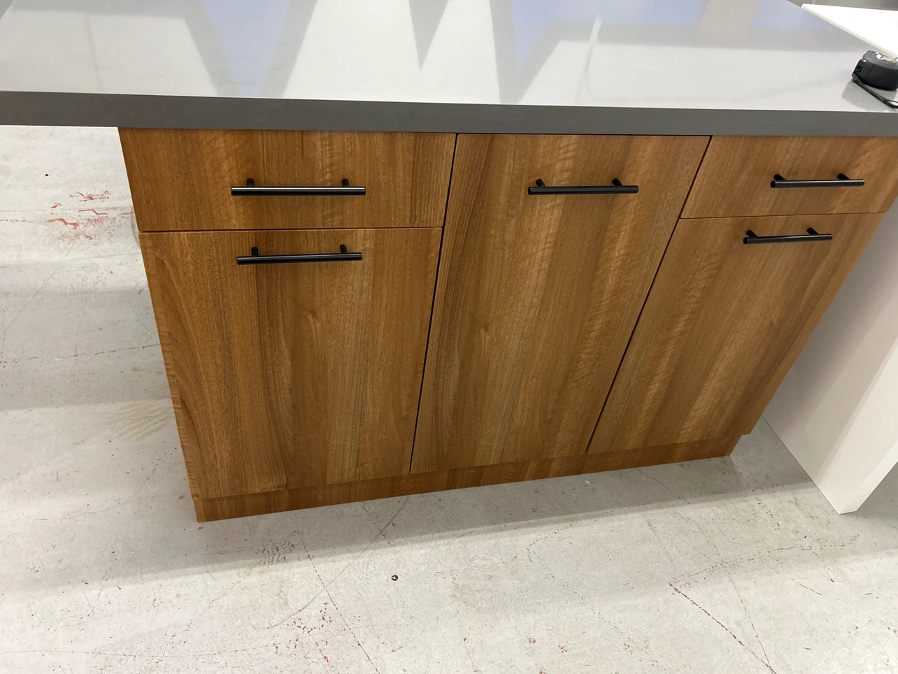 High Quality Custom Made kitchen islands for your space - photo 4