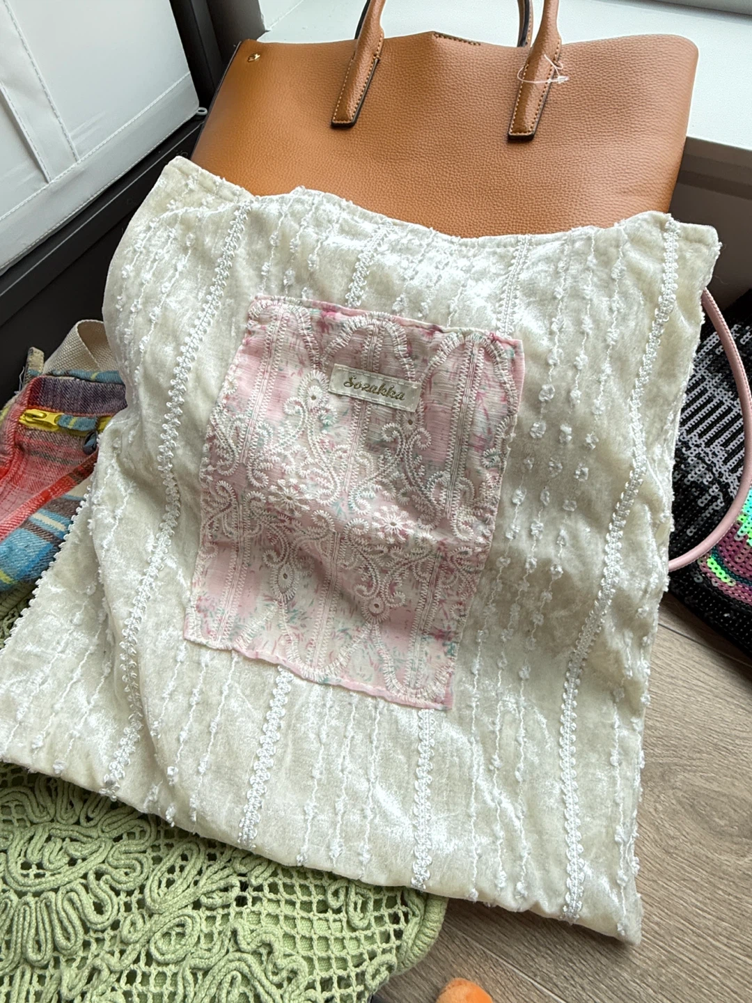 Clearance Bundle Sale of Various Handbags - photo 4
