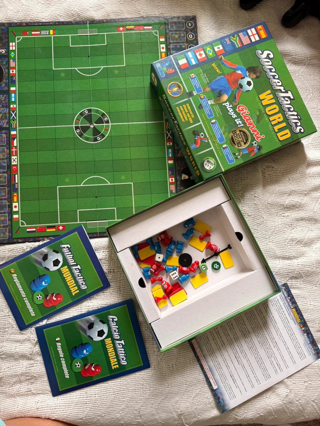 Soccer Tactics World Board Game - photo 3