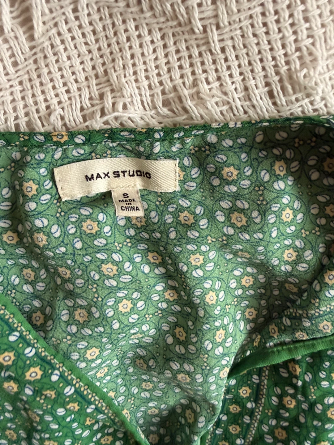 Green Floral Blouse - Size: Small- Max Studio - photo 3