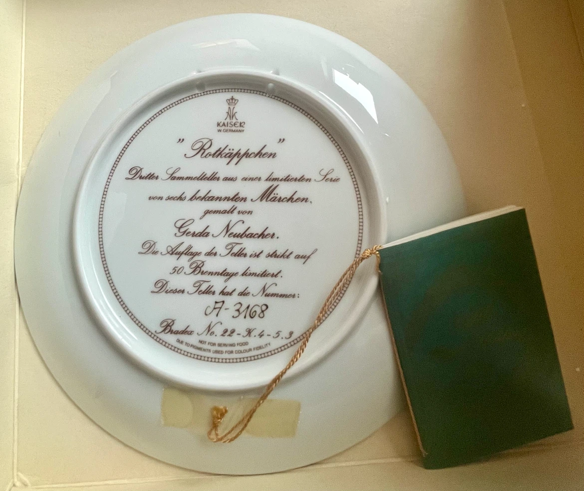 Kaiser Porcelain Rotkäppchen Collector Plate - photo 2