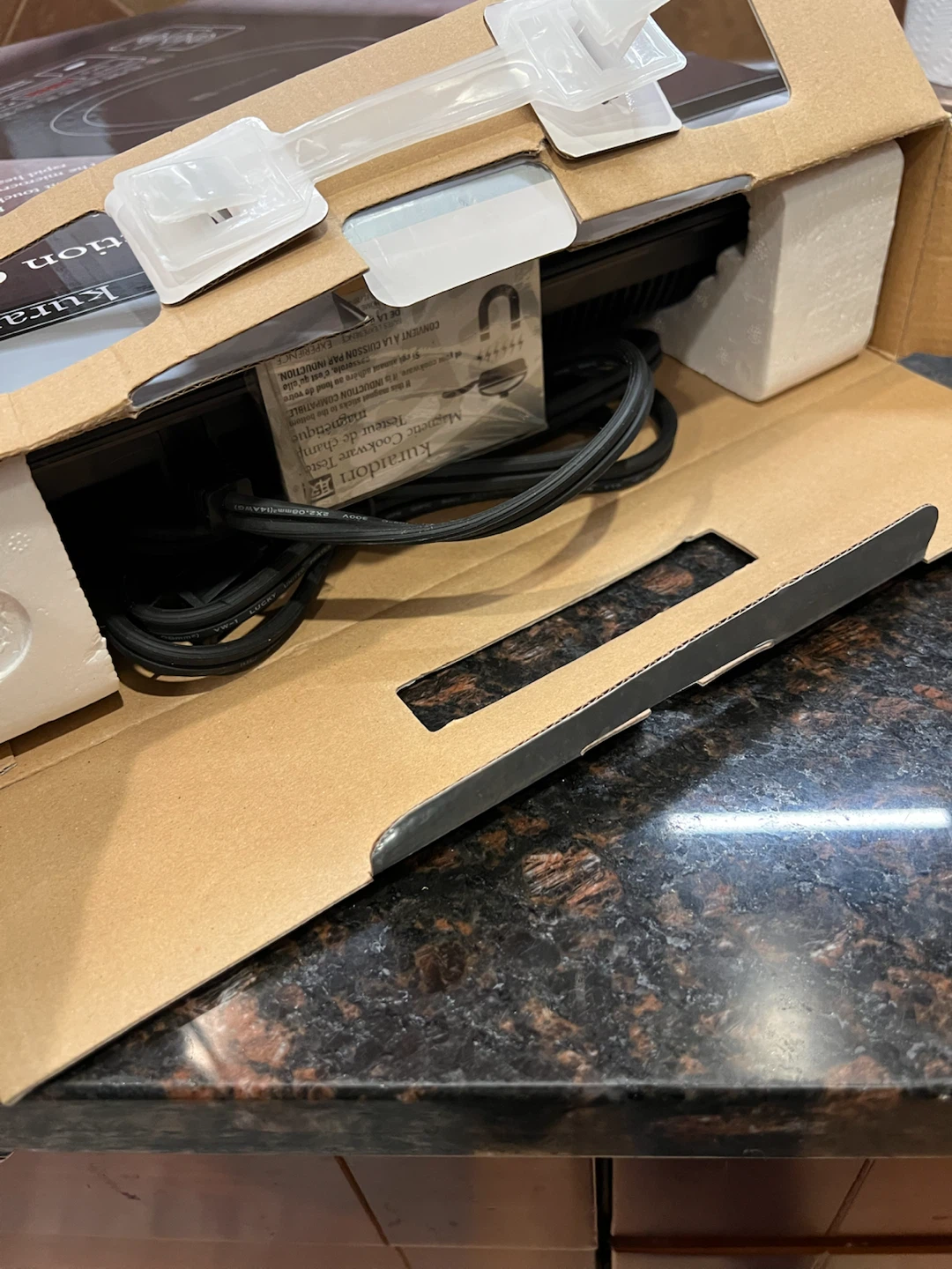New Kuraidori Portable Induction Cooktop - photo 2