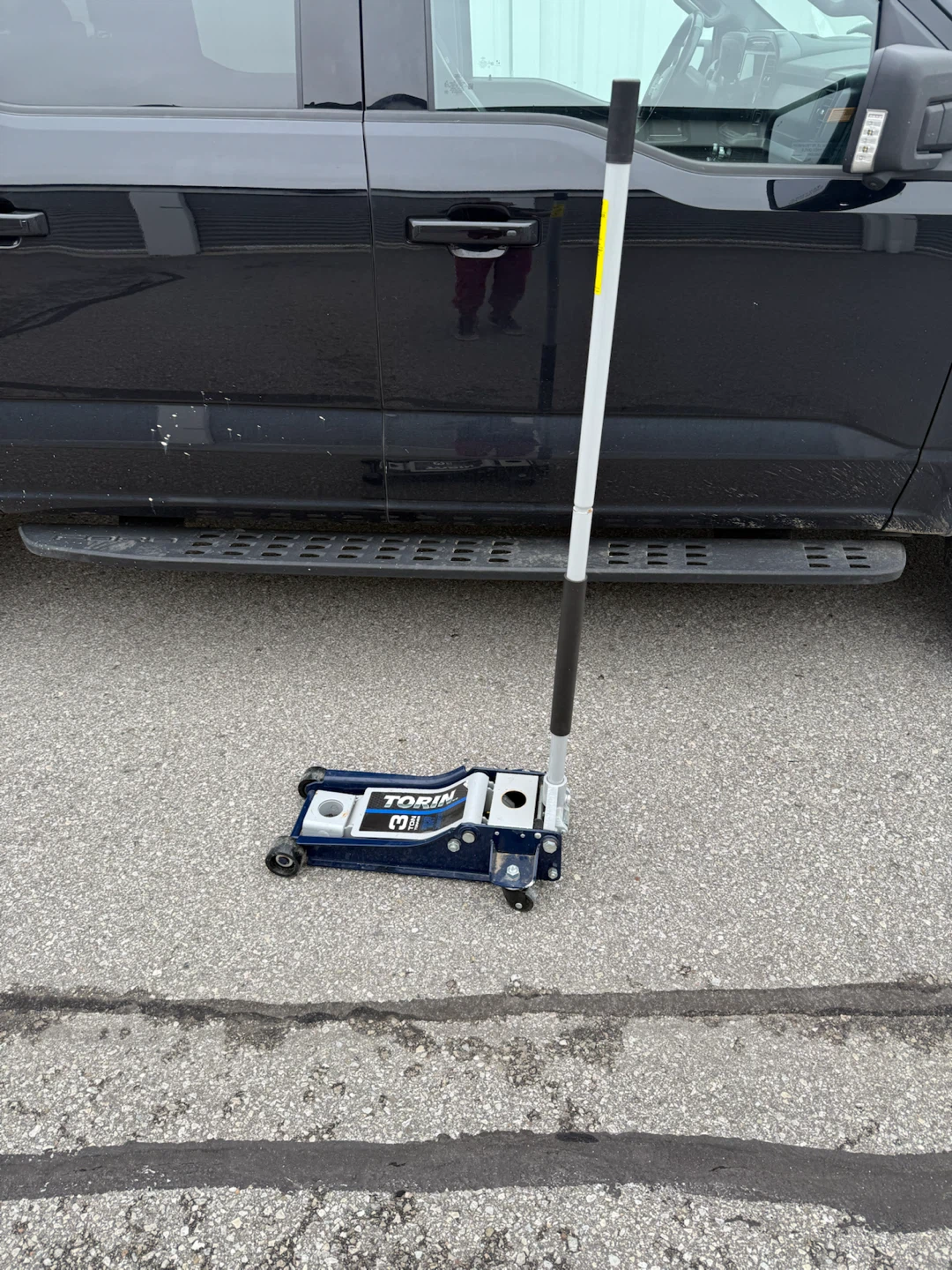 Torin 3 Ton Floor Jack - photo 3