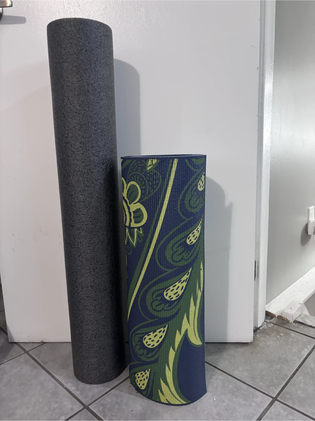Gaiam Yoga Mat - photo 2