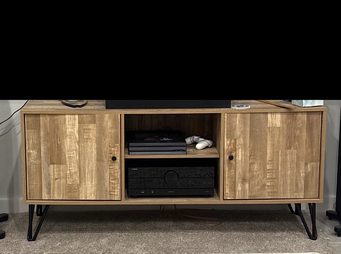 Wood Entertainment Unit with Cabinet Doors