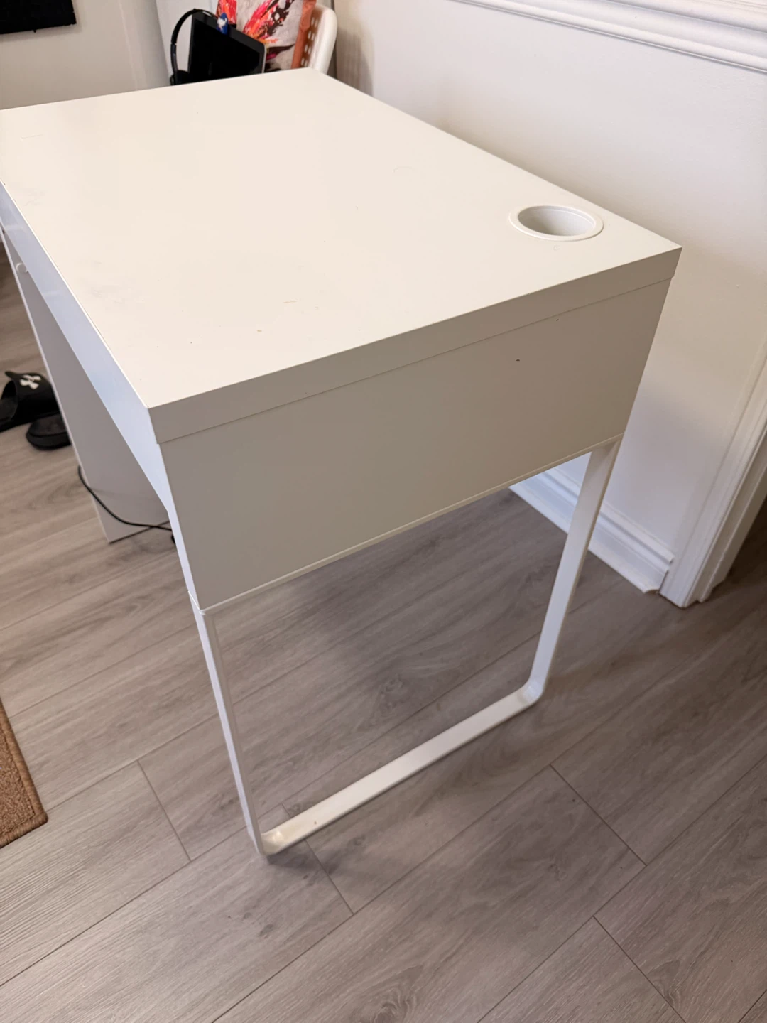 IKEA study table - photo 2